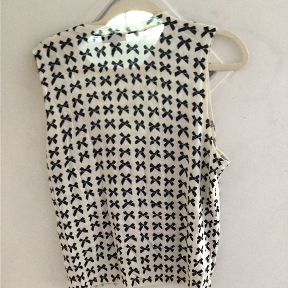 Light weight wool tank - Picture 3 of 7
